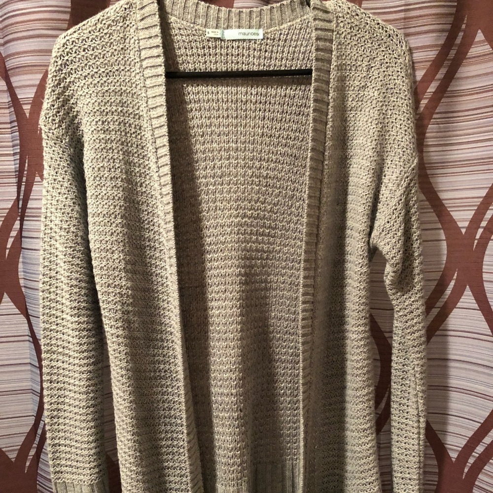 Gray extra long knit sweater!!😍